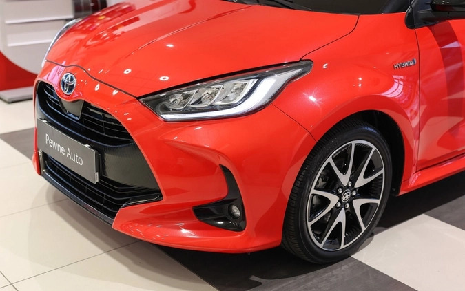 Toyota Yaris cena 96850 przebieg: 57087, rok produkcji 2021 z Świdwin małe 596